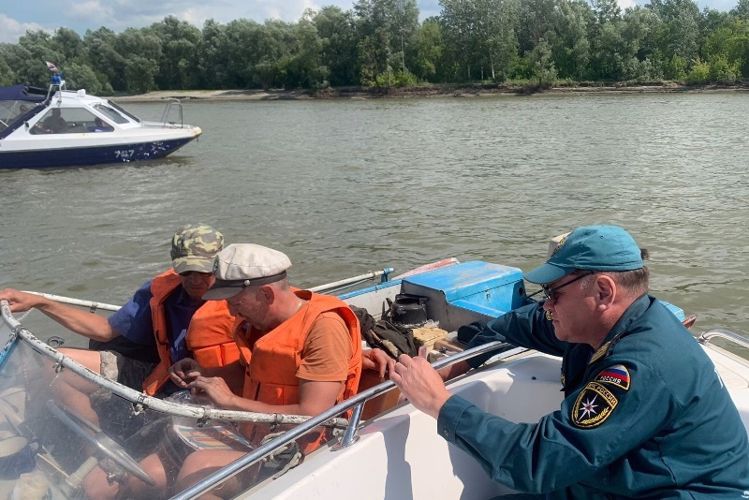 Росгвардия участвует в профилактических рейдах на воде