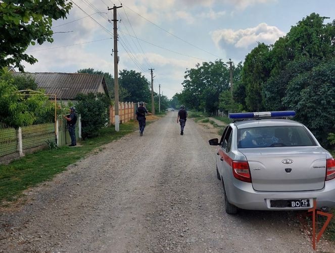 Росгвардия оказывает помощь гражданам в Кировском районе Крыма