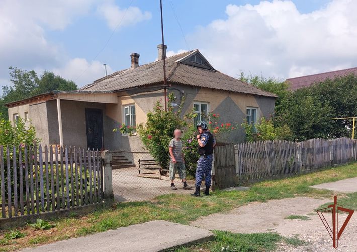 Росгвардия оказывает помощь гражданам в Кировском районе Крыма
