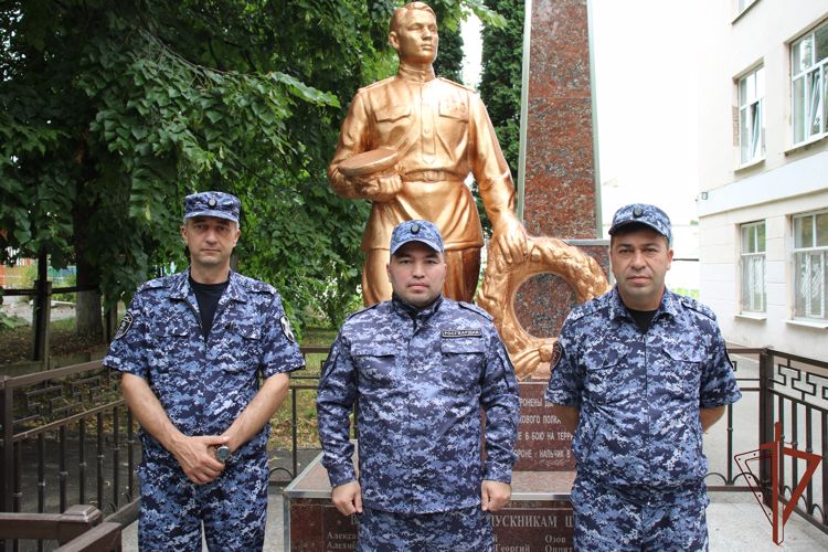 Акция Росгвардии «На страже памяти» продолжается в Кабардино-Балкарской Республике