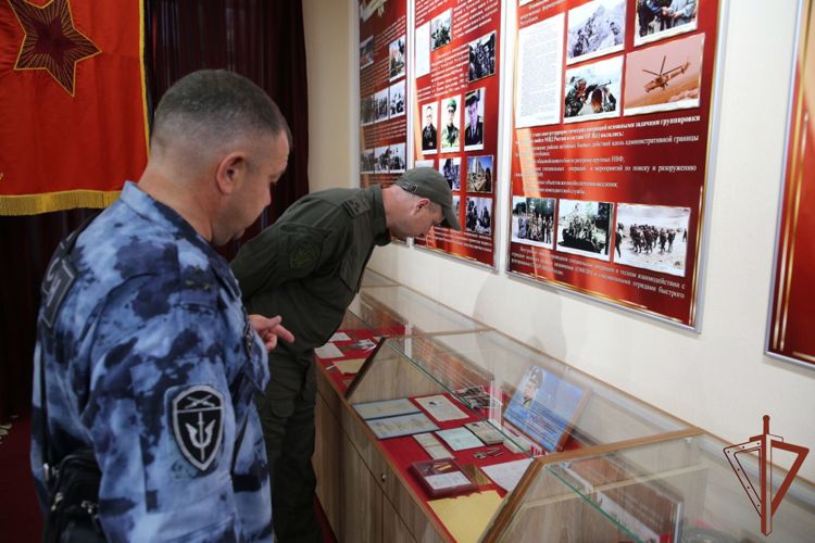 Учебно-методический сбор с руководящим составом спецподразделений Северо-Кавказского округа Росгвардии завершился в Пятигорске