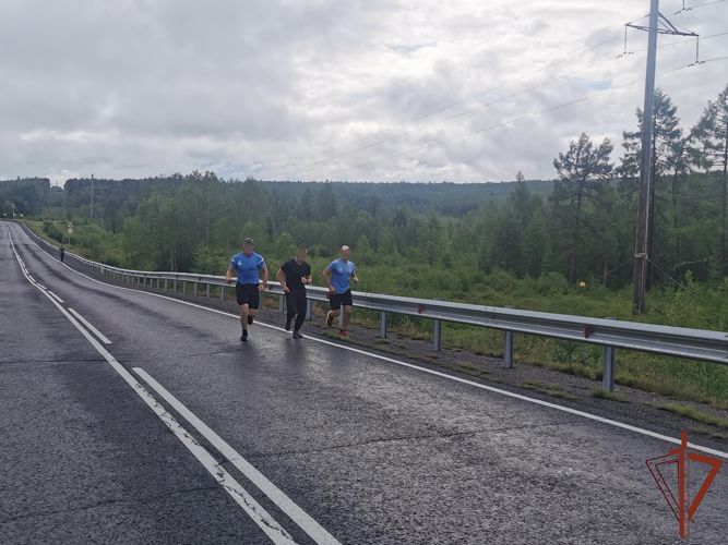 Спортивные мероприятия в рамках празднования Дня физкультурника прошли в Сибирском округе Росгвардии