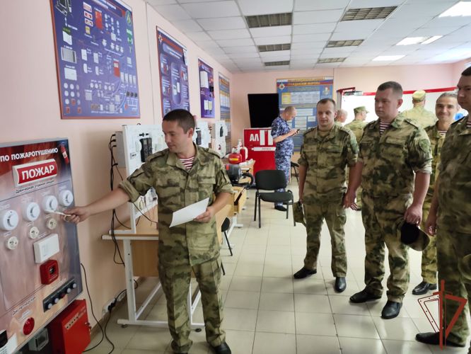 Учебно-методический сбор с начальниками инспекций пожарной безопасности Центрального округа Росгвардии состоялся в Воронеже