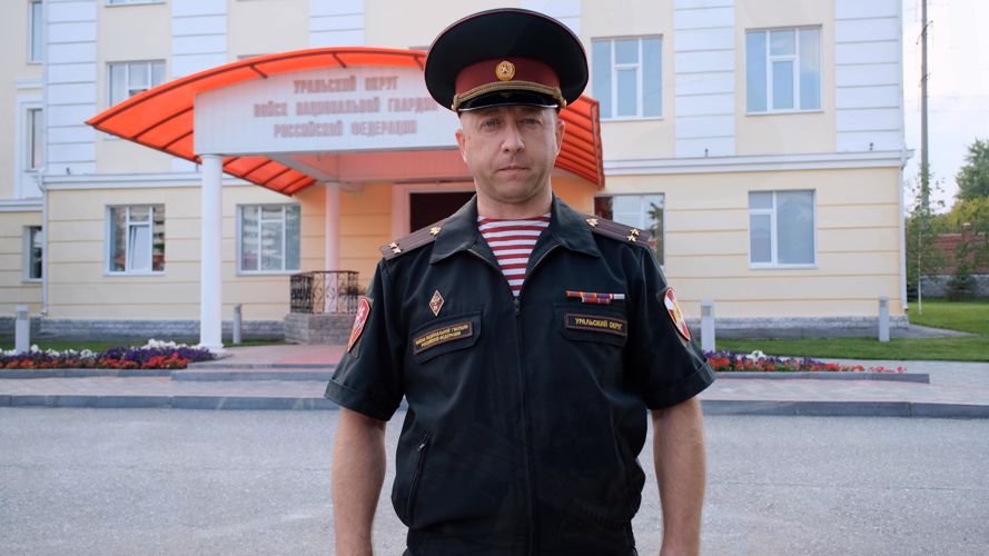 Уральский округ Росгвардии принял участие в ведомственной акции «Из века в век. Кодекс чести русского офицера» 