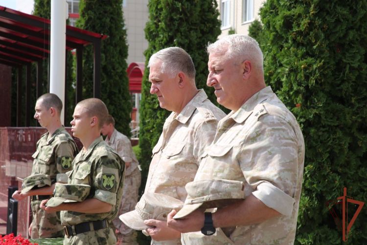 Учебно-методический сбор с руководящим составом спецподразделений Северо-Кавказского округа Росгвардии завершился в Пятигорске