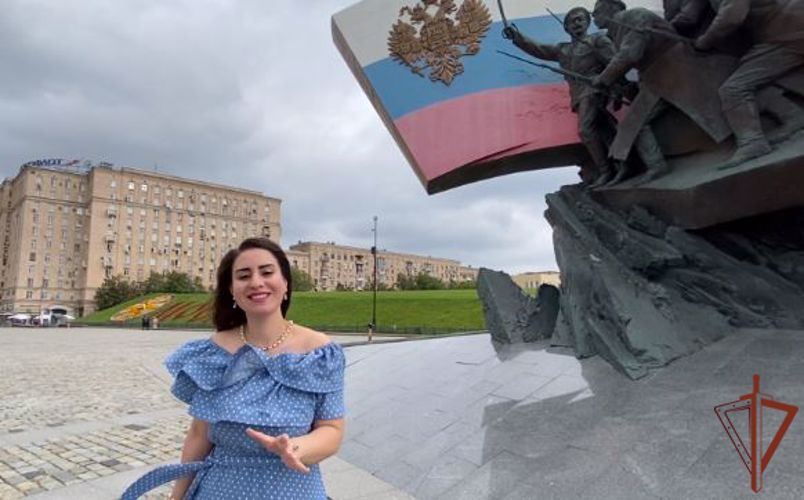 Военнослужащая Росгвардии ко Дню государственного Флага России написала патриотическую песню 