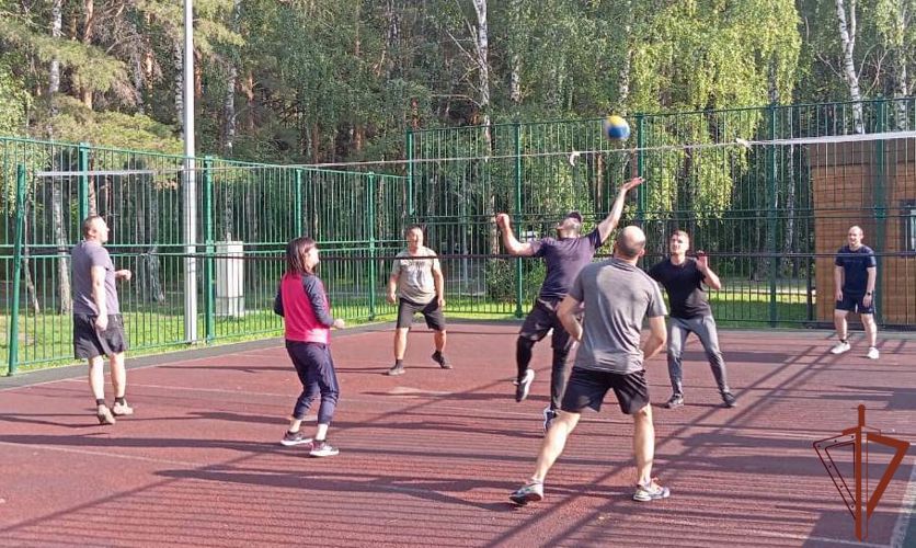 Спортивные турниры и фестивали в рамках всероссийского проекта «Зарядись энергией с Росгвардией» состоялись на Урале в День физкультурника (видео)