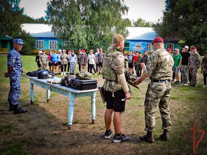 В Сибирский округе проходят мероприятия ведомственной акции «Каникулы с Росгвардией» 