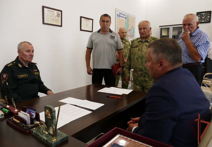 Командующий Сибирским округом Росгвардии провел рабочую встречу с губернатором Иркутской области