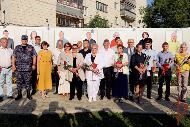 На доску почета города Костромы занесен сотрудник Росгвардии