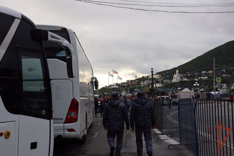 Росгвардия обеспечивает безопасность Второго Всероссийского форума «Экосистема. Заповедный край» на Камчатке