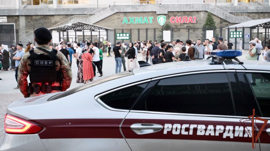 Росгвардия обеспечила безопасность футбольного матча «Ахмат»-«Оренбург» в Грозном