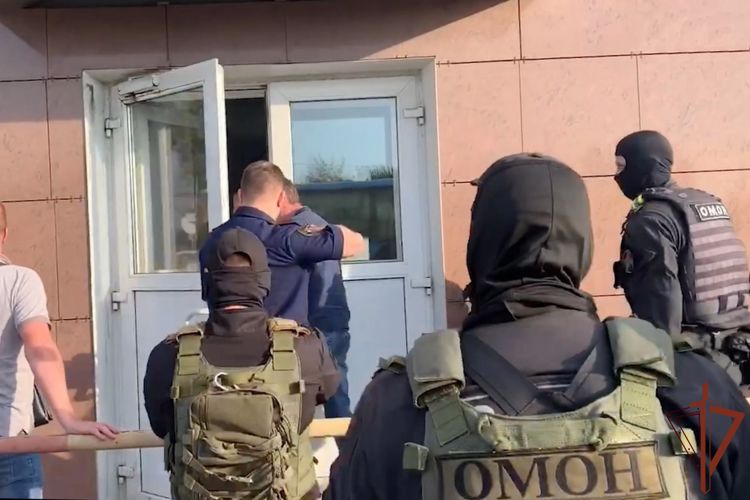 Спецназ Росгвардии обеспечил проведение оперативно-профилактического мероприятия в Ленинградской области