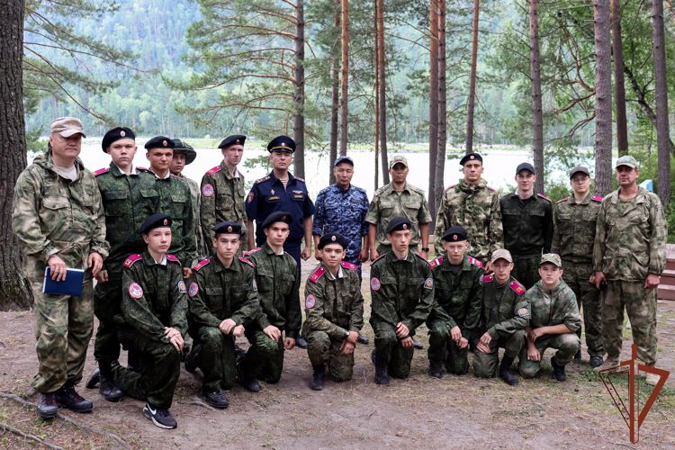 Всероссийская ведомственная акция «Каникулы с Росгвардией» продолжает набирать обороты в Сибири