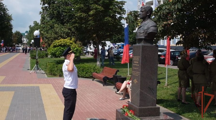  Росгвардейцы приняли участия в памятных мероприятиях, посвященных 80 –летию со дня освобождения Белгорода и Орла
