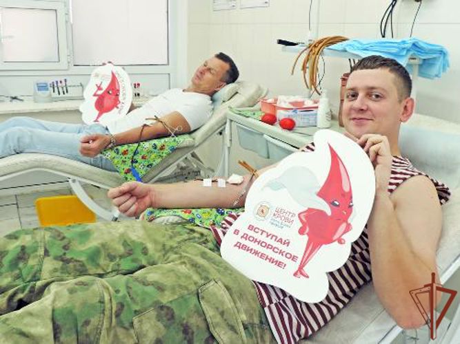 Представители Росгвардии в Хакасии коллективно прошли донацию и пополнили регистр доноров костного мозга 