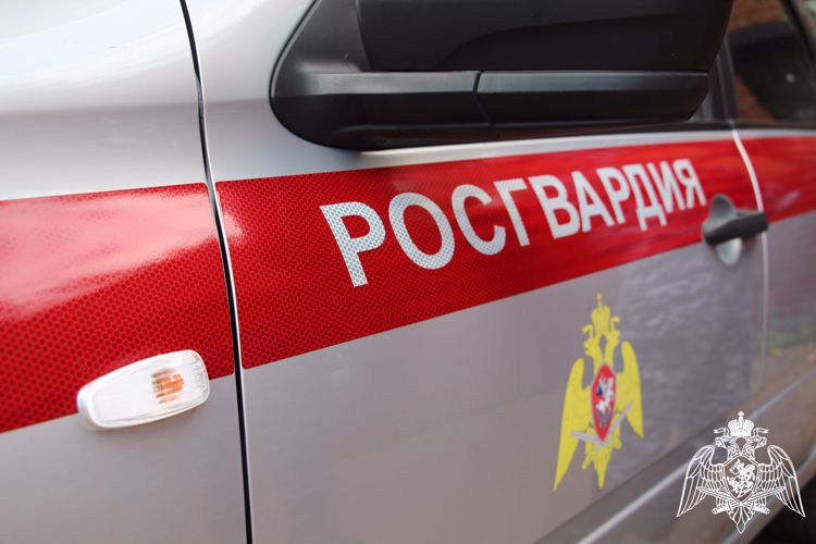 Росгвардейцы оказали первую помощь гражданину, пострадавшему в результате взрыва баллона с газом в Белгородской области