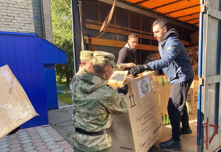 Росгвардия в Томской области приняла участие в отправке гуманитарной помощи в зону СВО