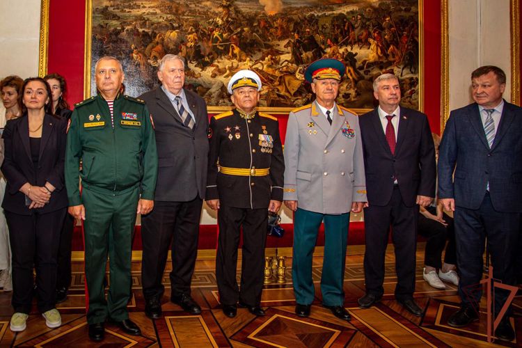 Торжественная церемония ко Дню российской гвардии состоялась в Эрмитаже г. Санкт-Петербурга