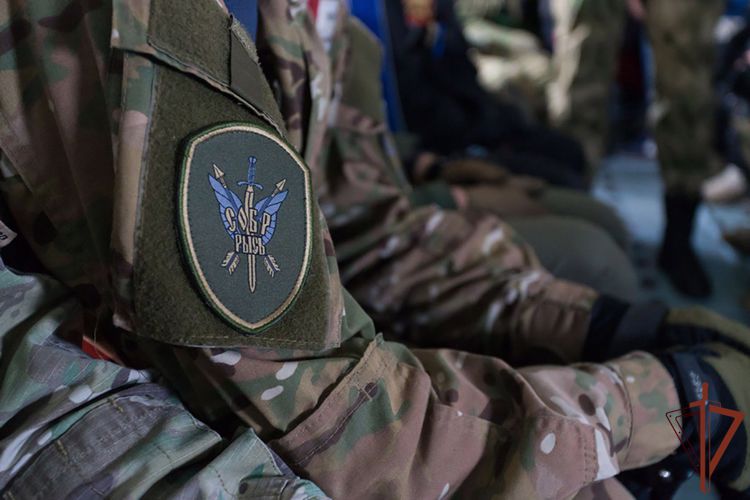 При участии СОБР Росгвардии задержан житель Крыма за дискредитацию российской армии 