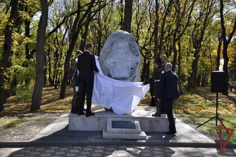 Оркестр Росгвардии принял участие в торжественном открытии памятника воинам-интернационалистам в Ессентуках