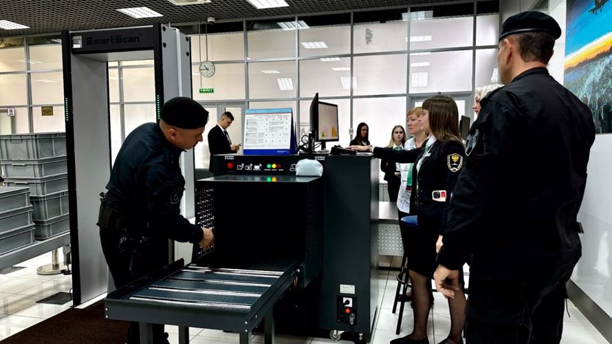 Росгвардия провела учебно-тренировочные занятия в международном аэропорту Тюмени