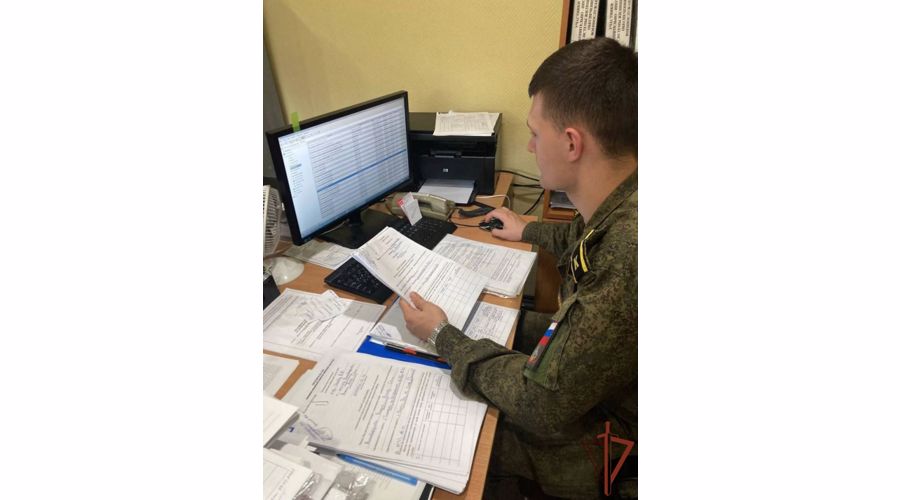 Курсанты трёх военных вузов проходят стажировку в Уральском округе войск национальной гвардии Российской Федерации