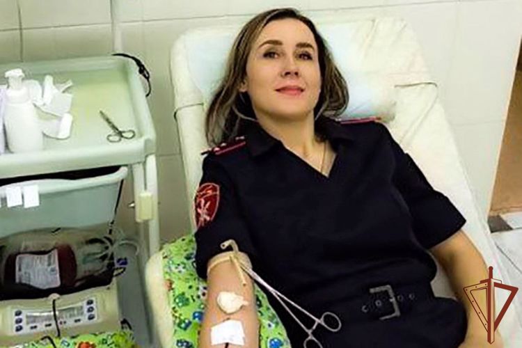 Росгвардейцы пополнили банк крови медицинских учреждений Сибири
