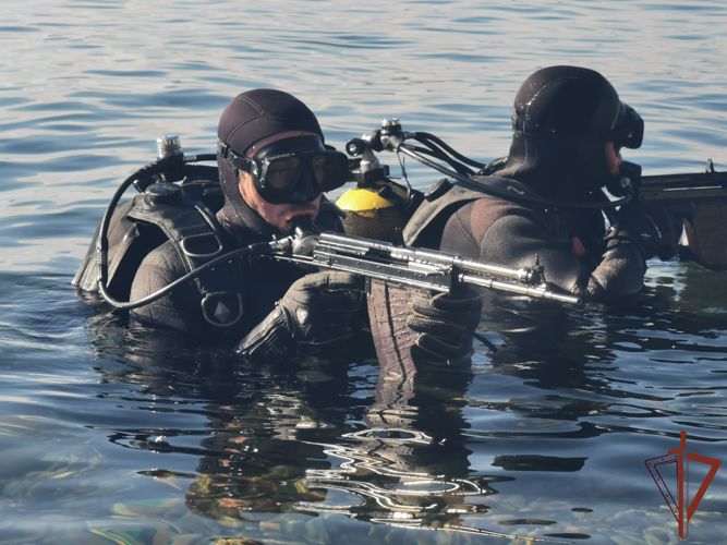 На Байкале завершился учебно-методический сбор водолазов Сибирского округа войск национальной гвардии России (видео)