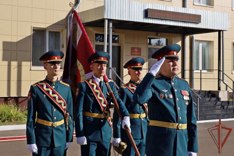 Воинской части Росгвардии в Казани вручено Боевое знамя