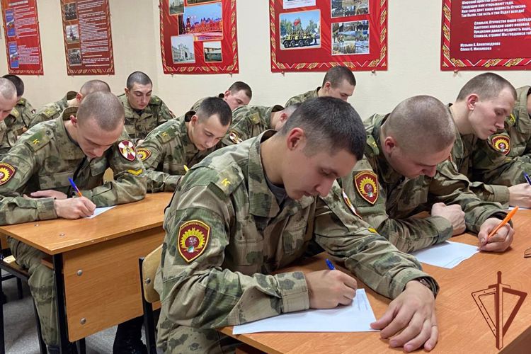 Росгвардейцы из Сибири присоединились к ведомственной акции «С любовью к маме»
