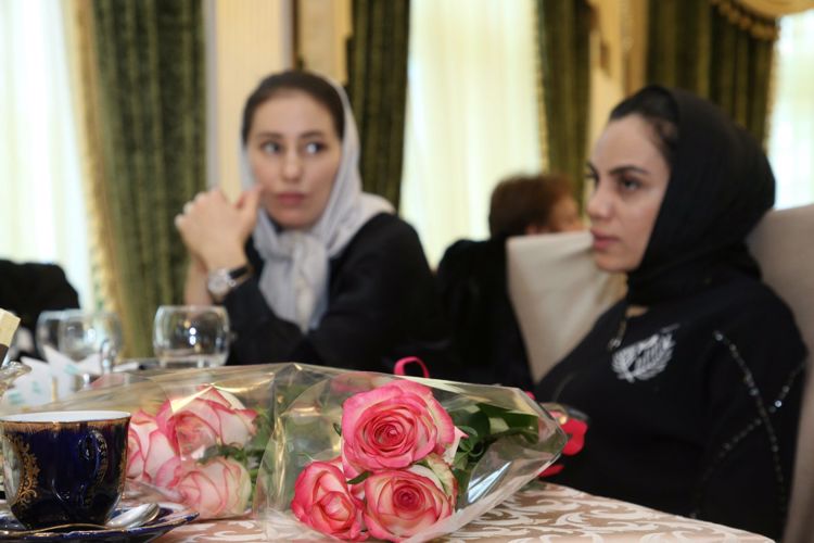 Командующий Северо-Кавказским округом встретился с семьями погибших росгвардейцев 
