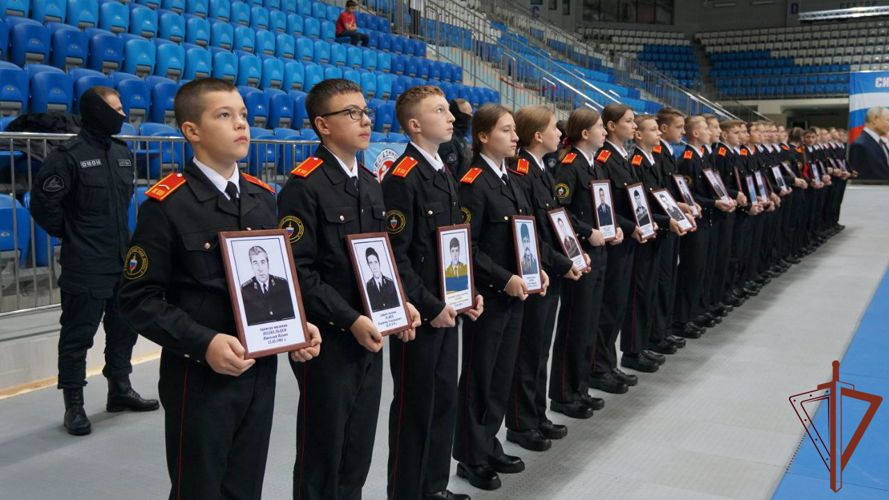 Росгвардия организовала турнир по самбо памяти погибших военнослужащих и сотрудников войск правопорядка в Брянске