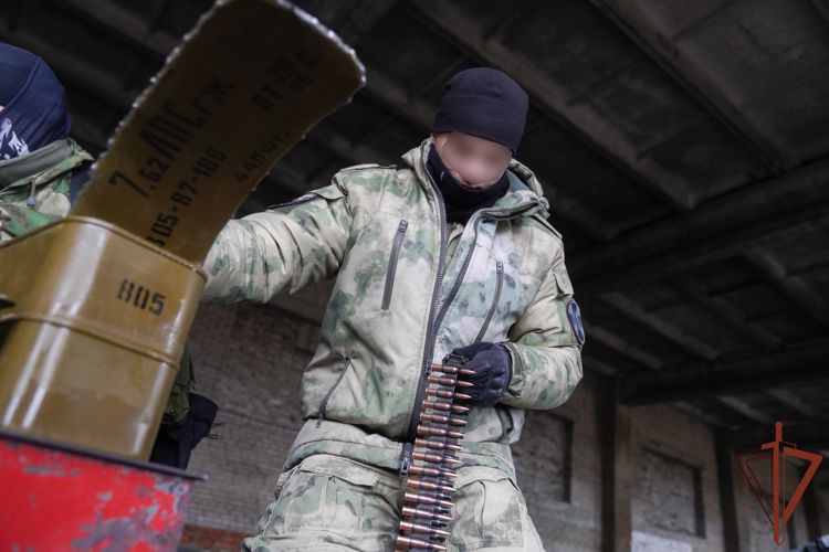 Известный инструктор по огневой подготовке провел занятия со спецназом Росгвардии