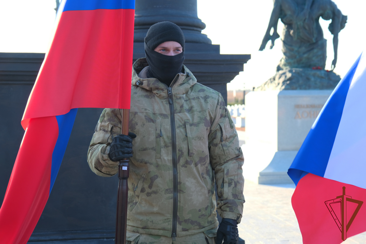 Мемориал «Незаживающая рана» открыли при участии росгвардейцев под Луганском