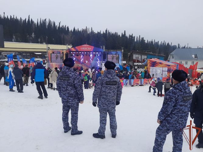 Росгвардия обеспечила безопасность мероприятий на открытии горнолыжного сезона в Кузбассе