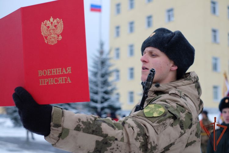 В Софринской бригаде Центрального округа Росгвардии состоялась церемония принятия военной присяги