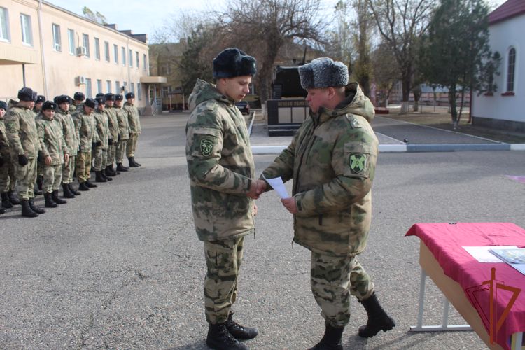 Акция «В память о военной службе в Росгвардии» проходит в Северо-Кавказском округе