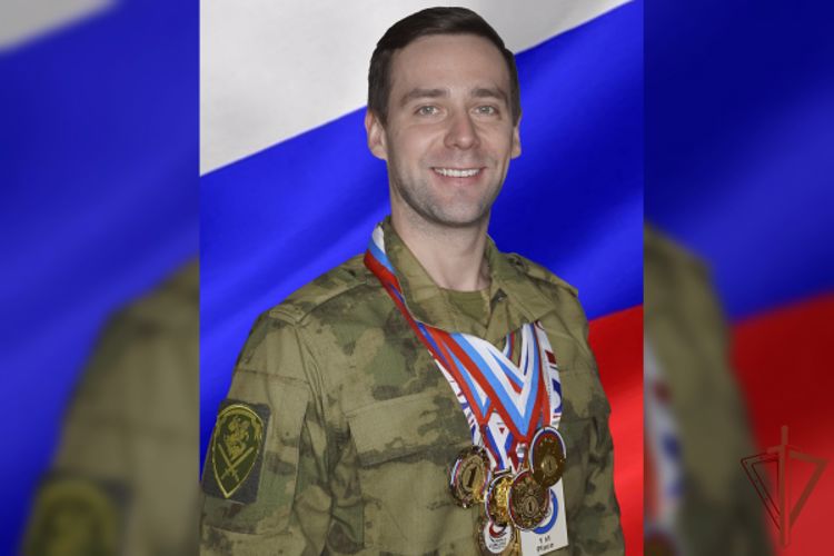 Спортсмен Росгвардии стал серебряным призером Международного фестиваля кёрлинга