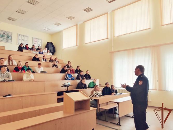 Росгвардия провела патриотические мероприятия для молодежи  в регионах ЦФО