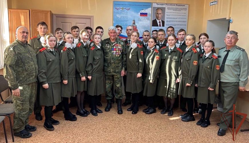 В Сибирском округе Росгвардии отпраздновали День народного единства