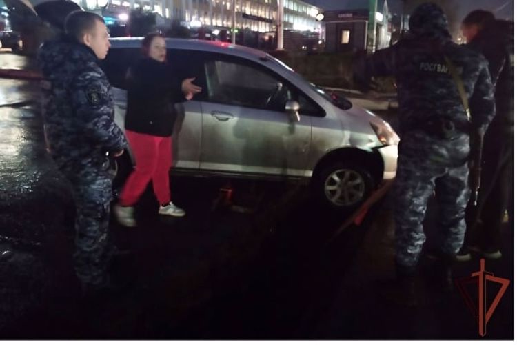 Росгвардейцы пришли на помощь оказавшимся в трудной ситуации водителям в Челябинской области