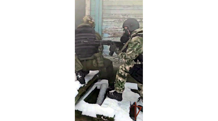ОМОН «Вятич» отработал профессиональные навыки в горно-лесистой местности