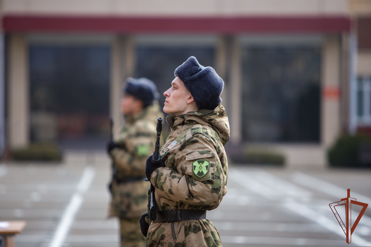 Новобранцы Северо-Кавказского округа Росгвардии присягнули на верность Отечеству