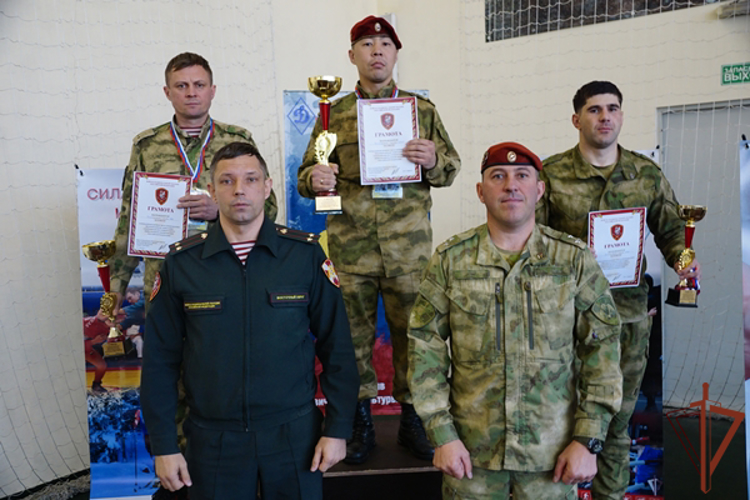 Чемпионат по рукопашному бою среди росгвардейцев прошел в Хабаровске
