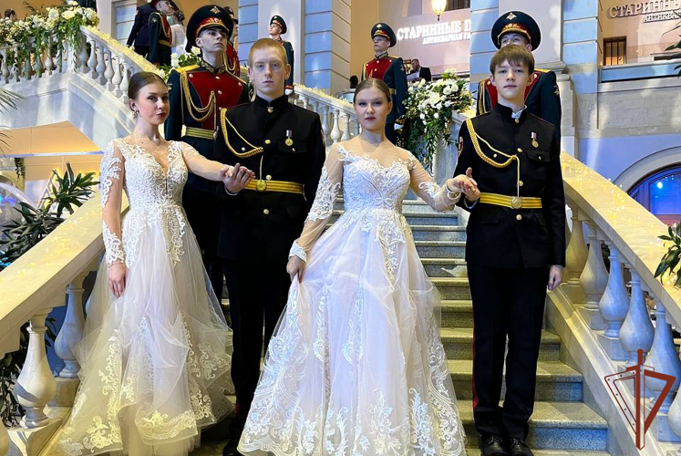 Кадеты из Ярославля стали участниками кадетского бала в Москве