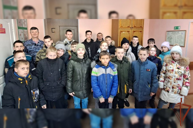 Росгвардия проводит патриотические мероприятия ко Дню Героев Отечества на Урале