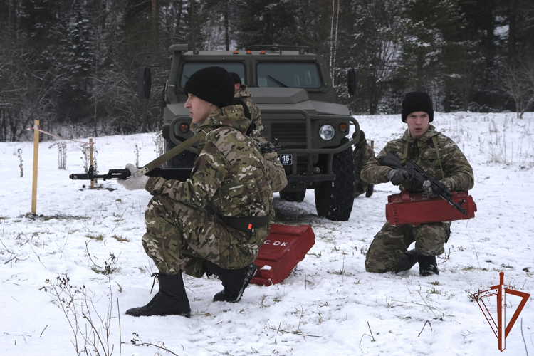 Мероприятия Росгвардии по патриотическому воспитанию детей и молодёжи продолжаются в Сибири
