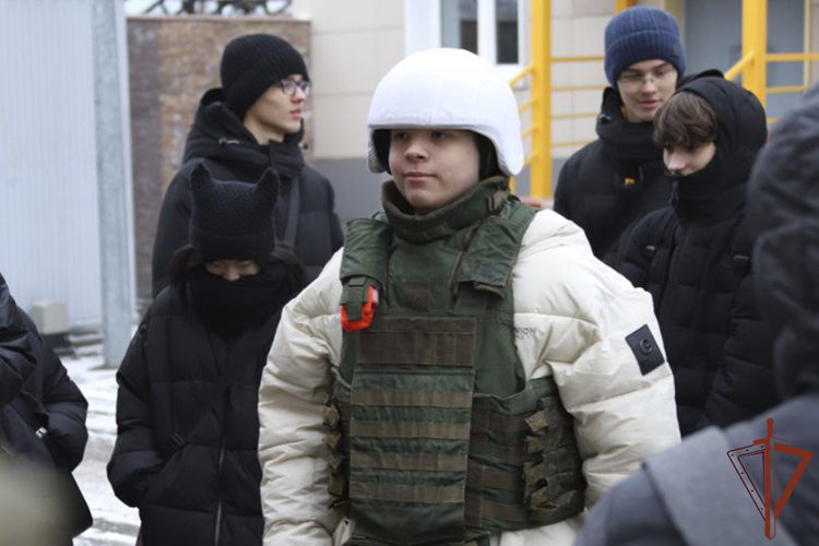 Мероприятия Росгвардии по патриотическому воспитанию детей и молодёжи продолжаются в Сибири