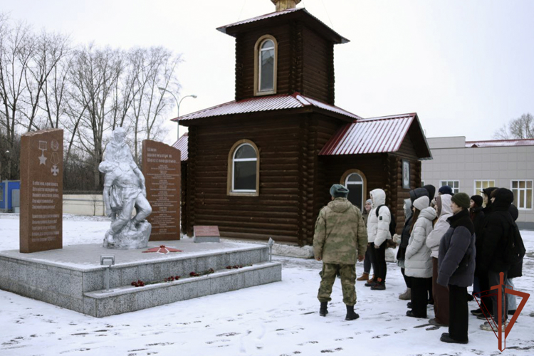 Мероприятия Росгвардии по патриотическому воспитанию детей и молодёжи продолжаются в Сибири